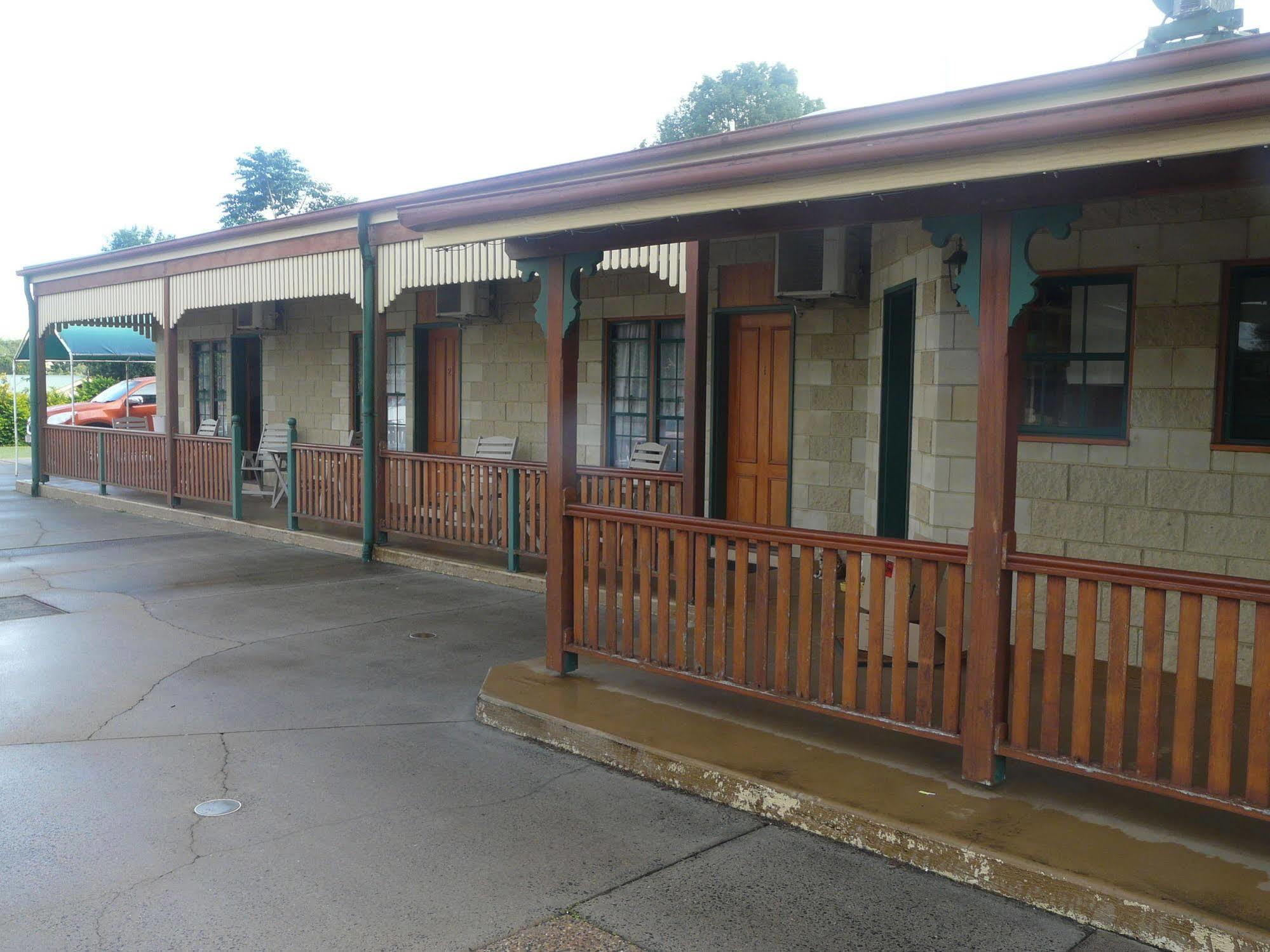 Curtain Fig Motel Yungaburra Exterior photo