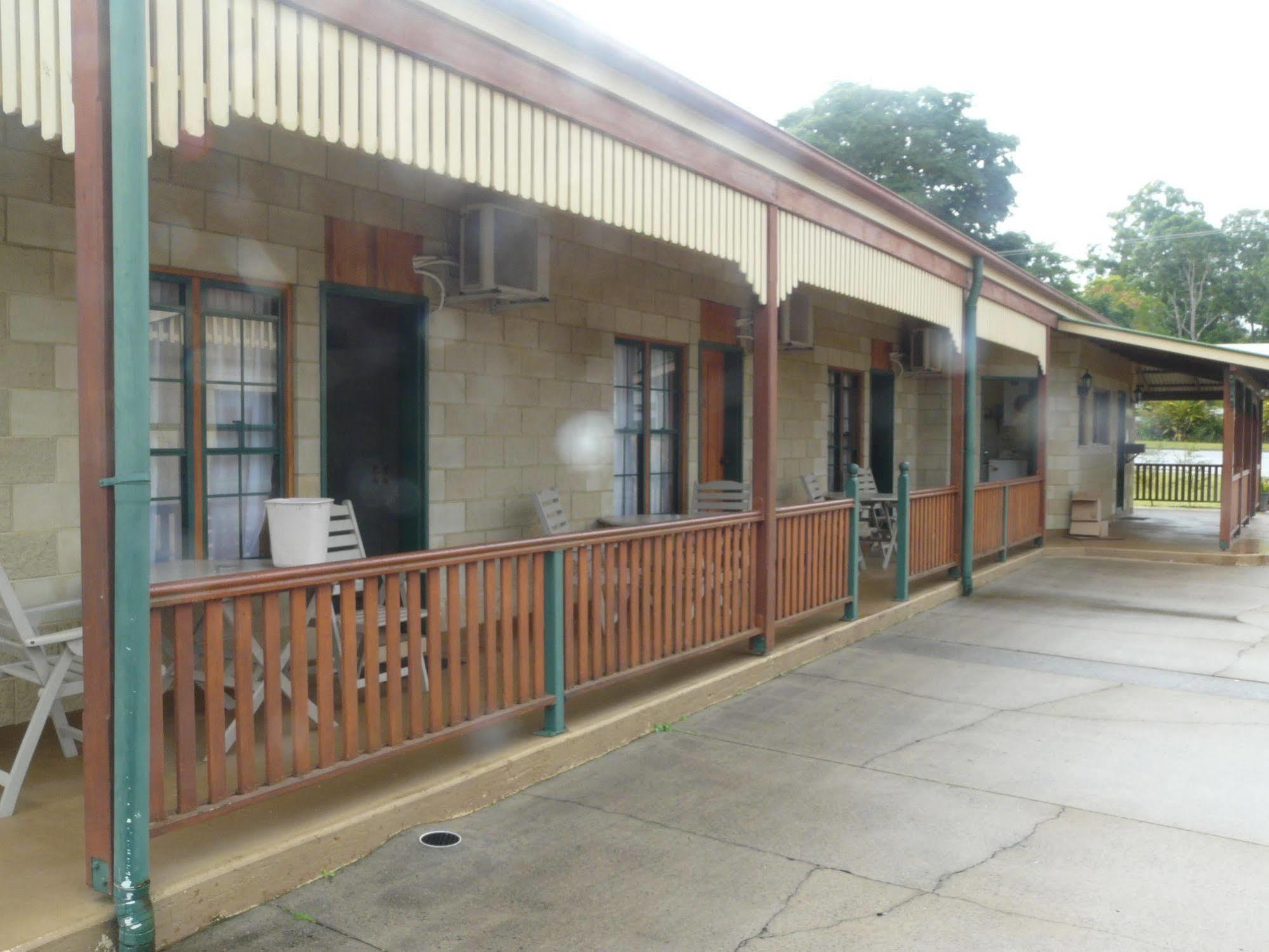Curtain Fig Motel Yungaburra Exterior photo
